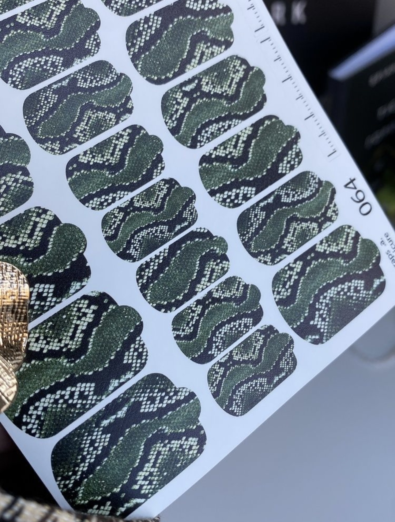 Nagų plėvelės manikiūrui | 064