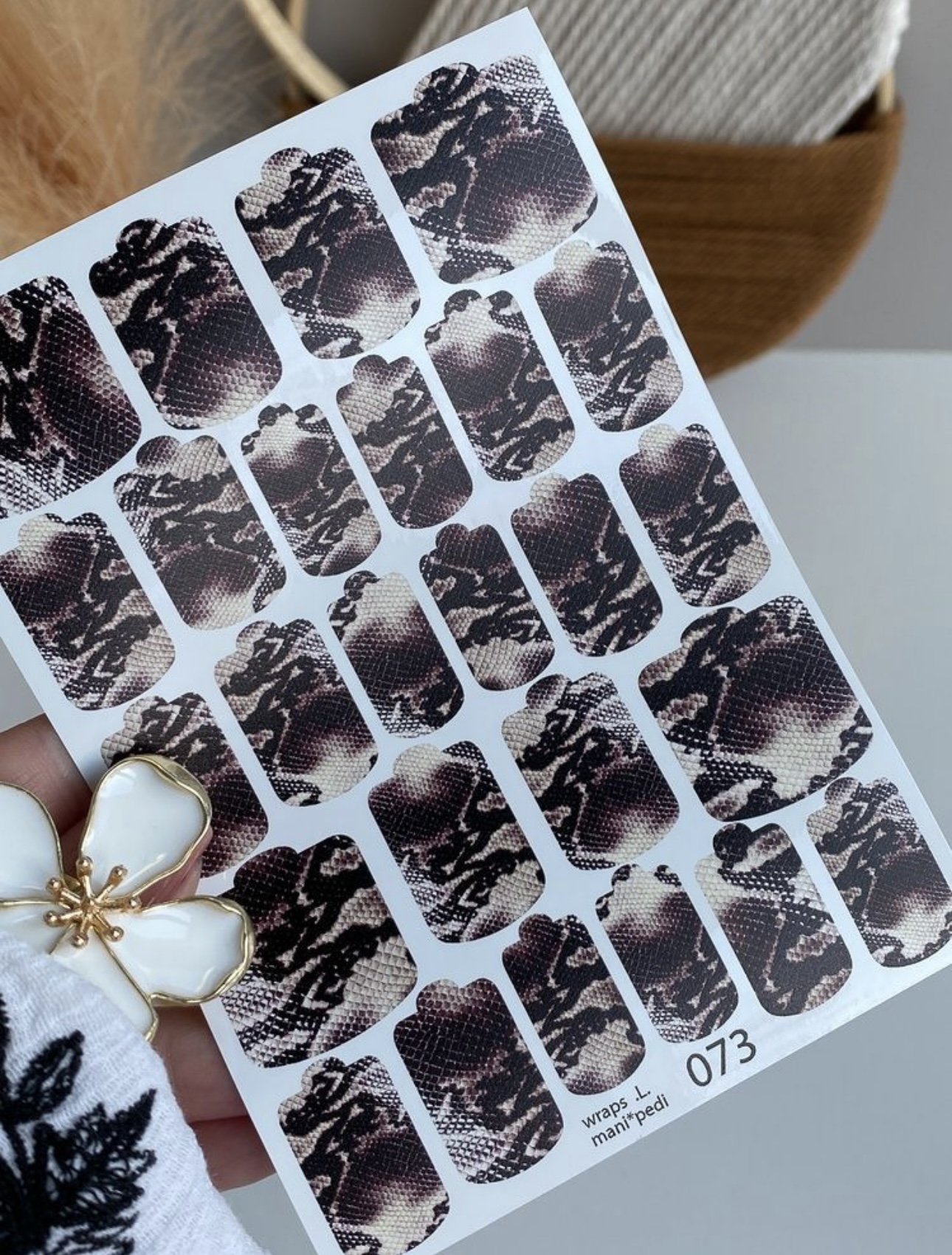 Nagų plėvelės manikiūrui ir pedikiūrui | 073 komplektas