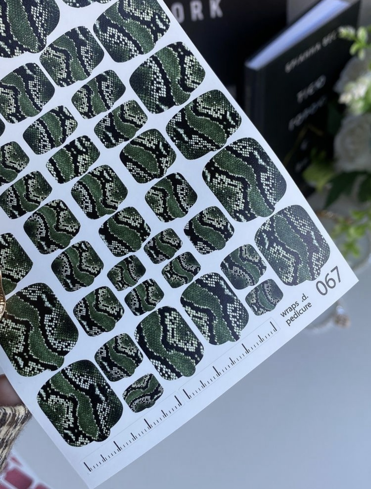 067 nagų plėvelė pedikiūrui