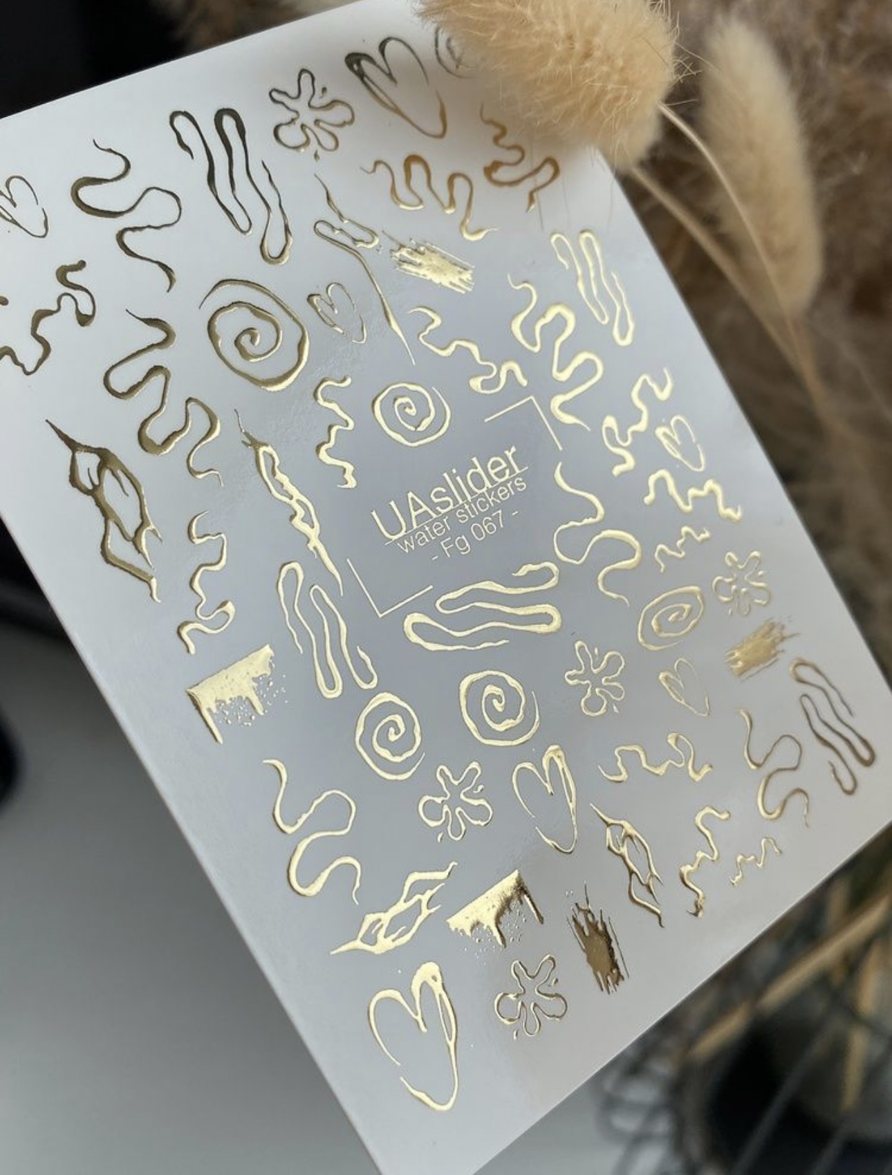 Vandens nagų plėvelės dizainui Fg067