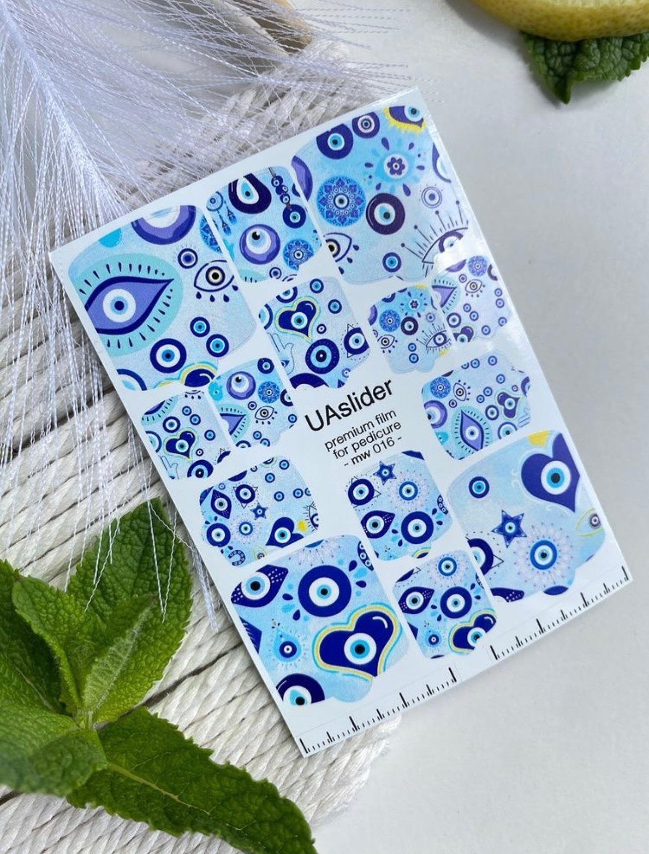 Stilingos nagų plėvelės pedikiūrui