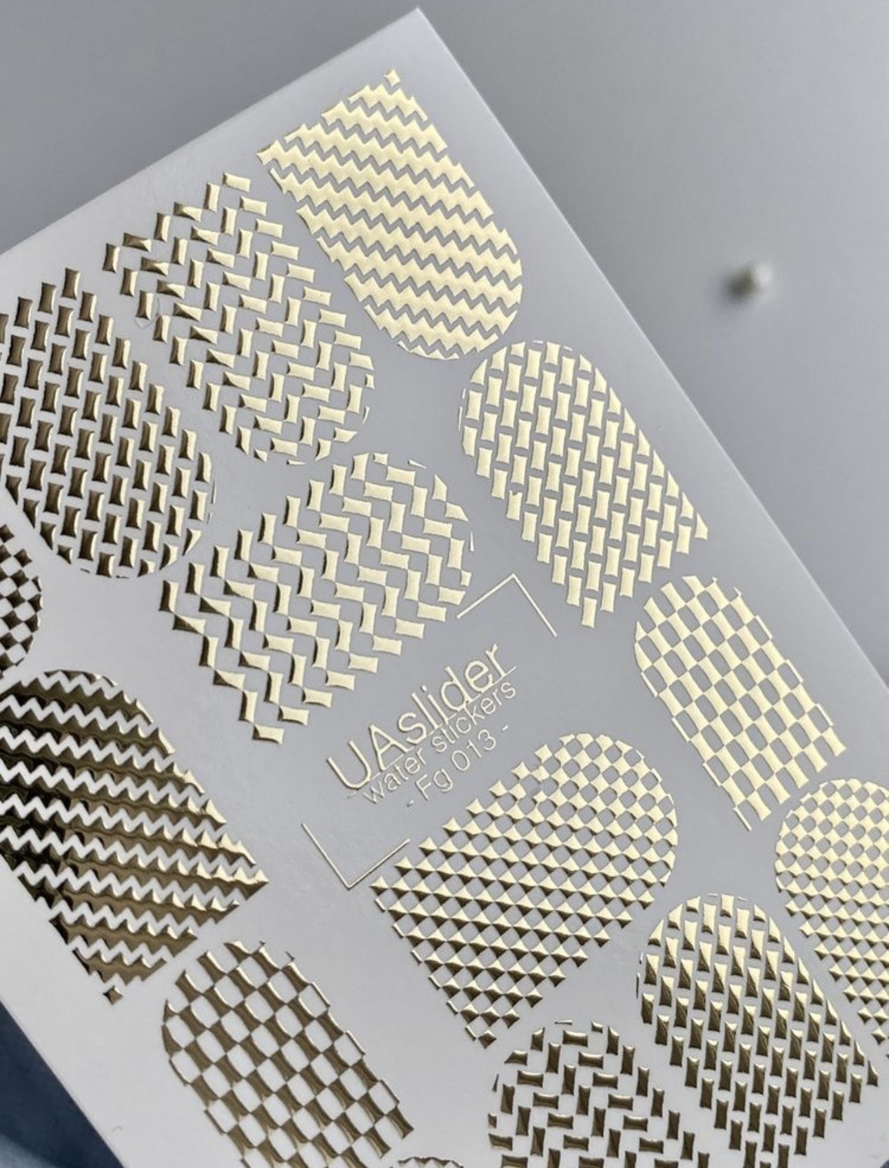 Vandens nagų plėvelės dizainui Fg 013