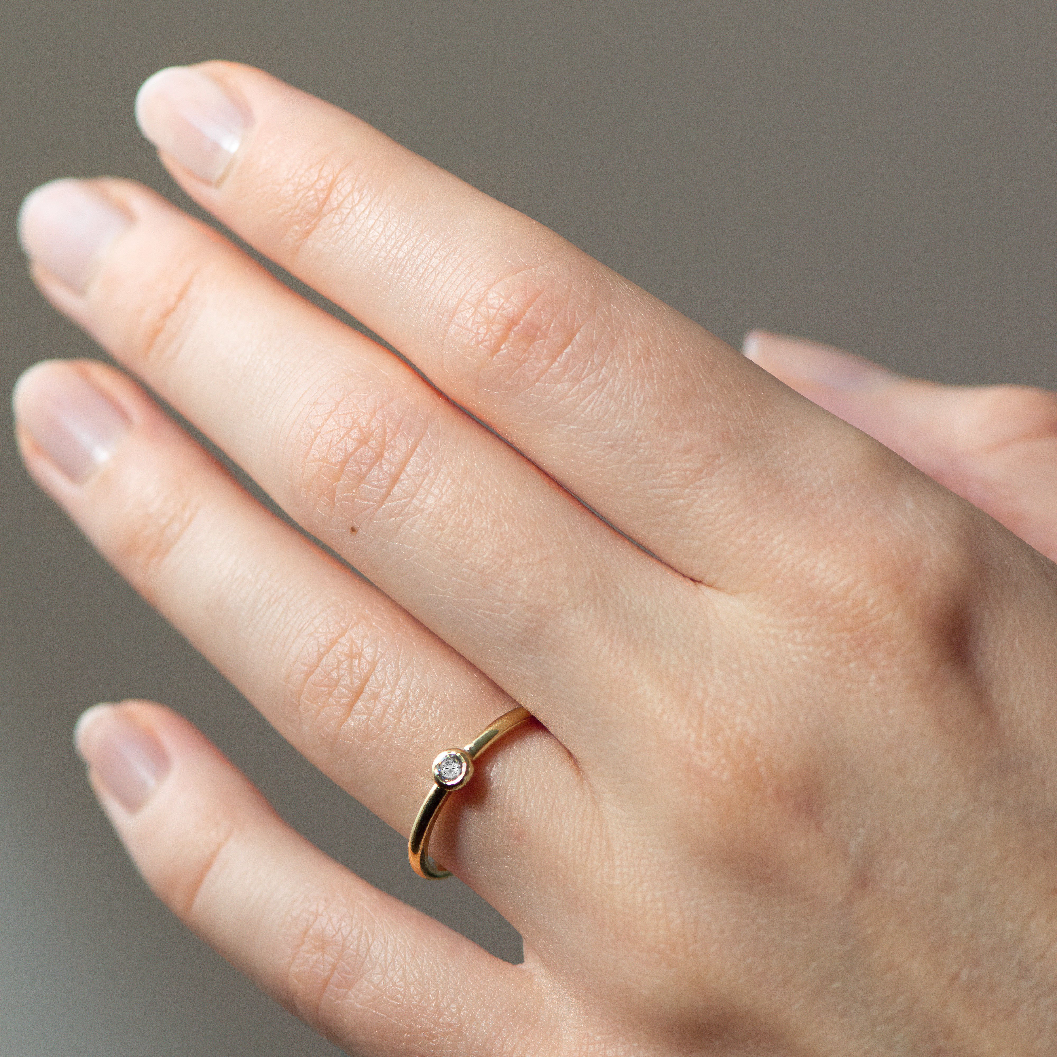  Žiedas "Brilliante" su deimantu