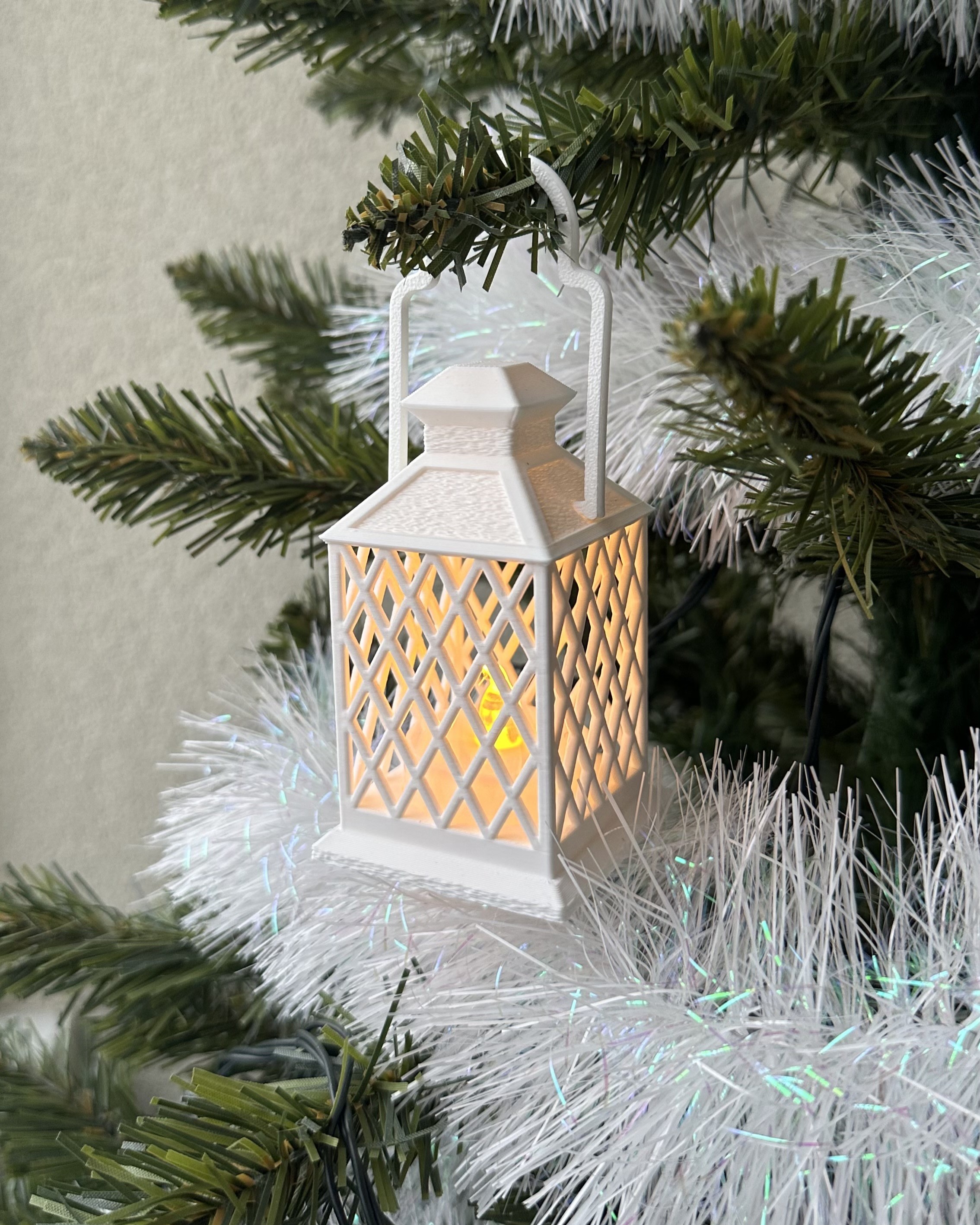 Šviečiantis dekoratyvinis žibintas Klasika