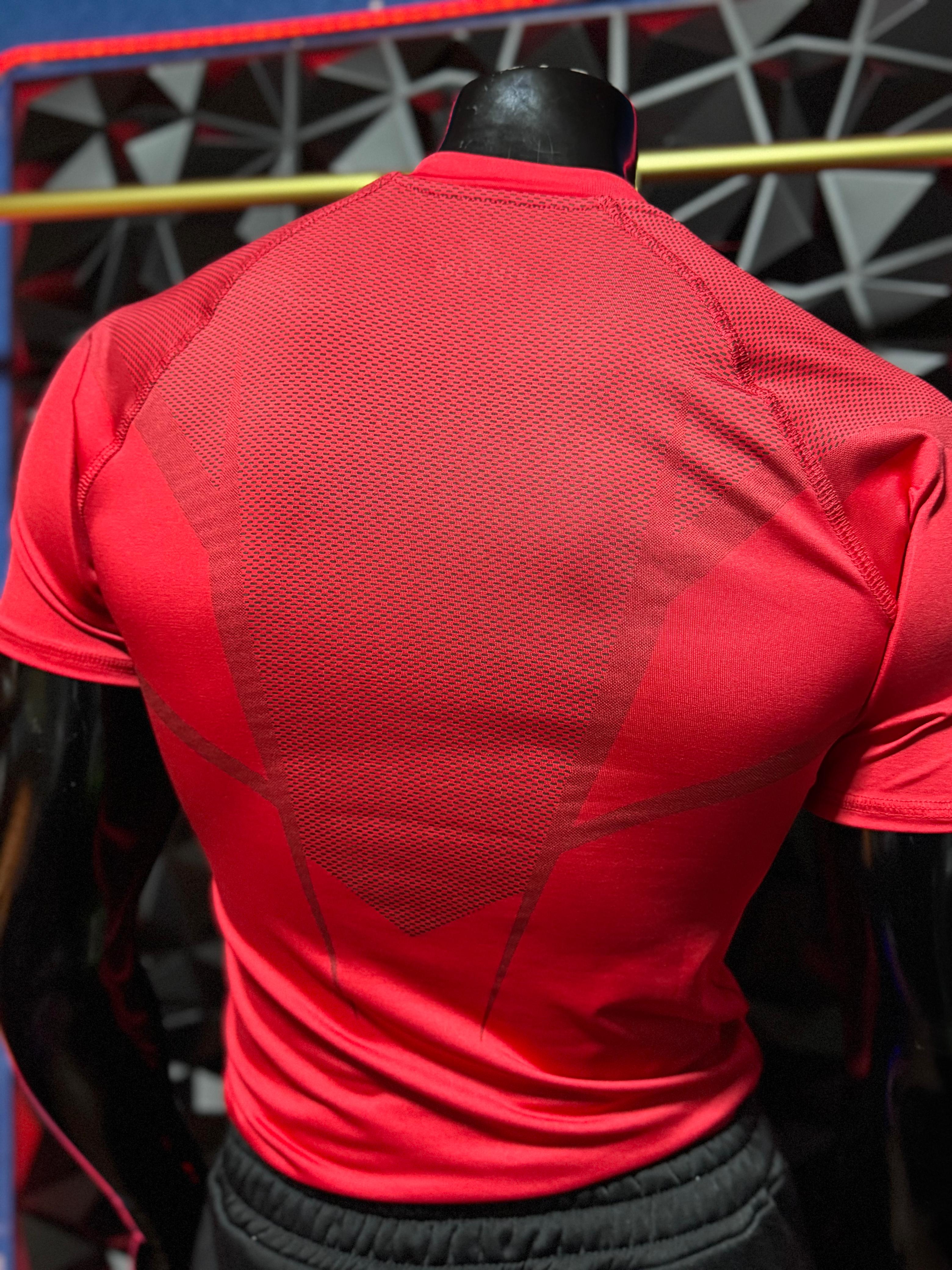 Playera “Onyx Style” Roja– Fit de alto rendimiento