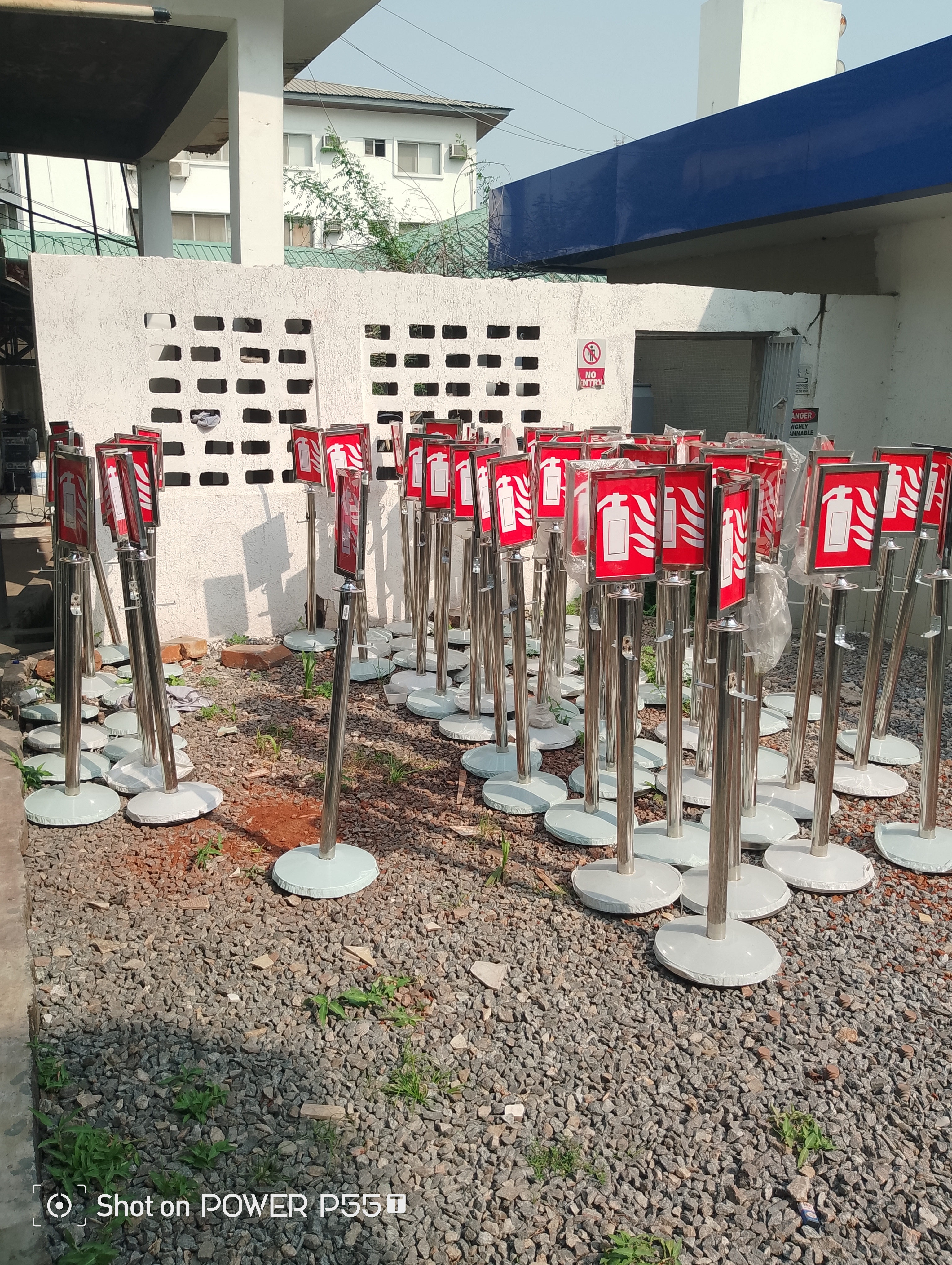 Stainless steel Fire Extinguisher Stand of homes and offices