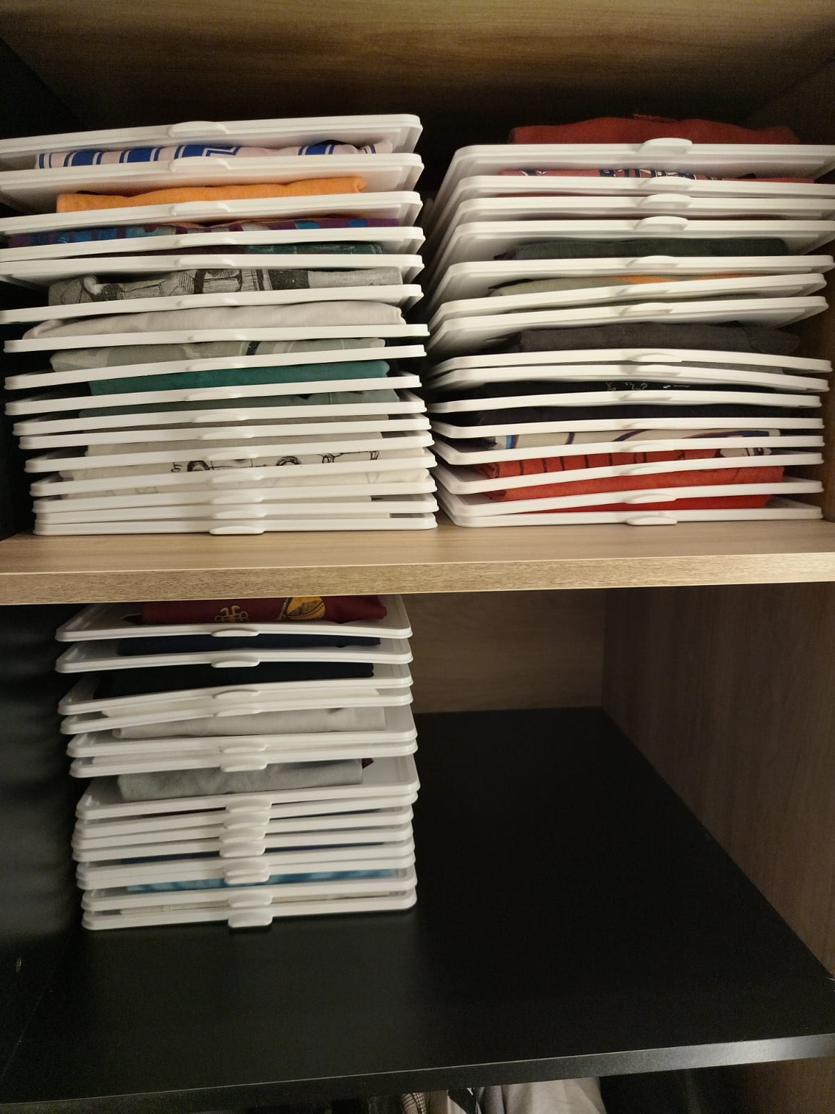 Organizador de remeras talle L