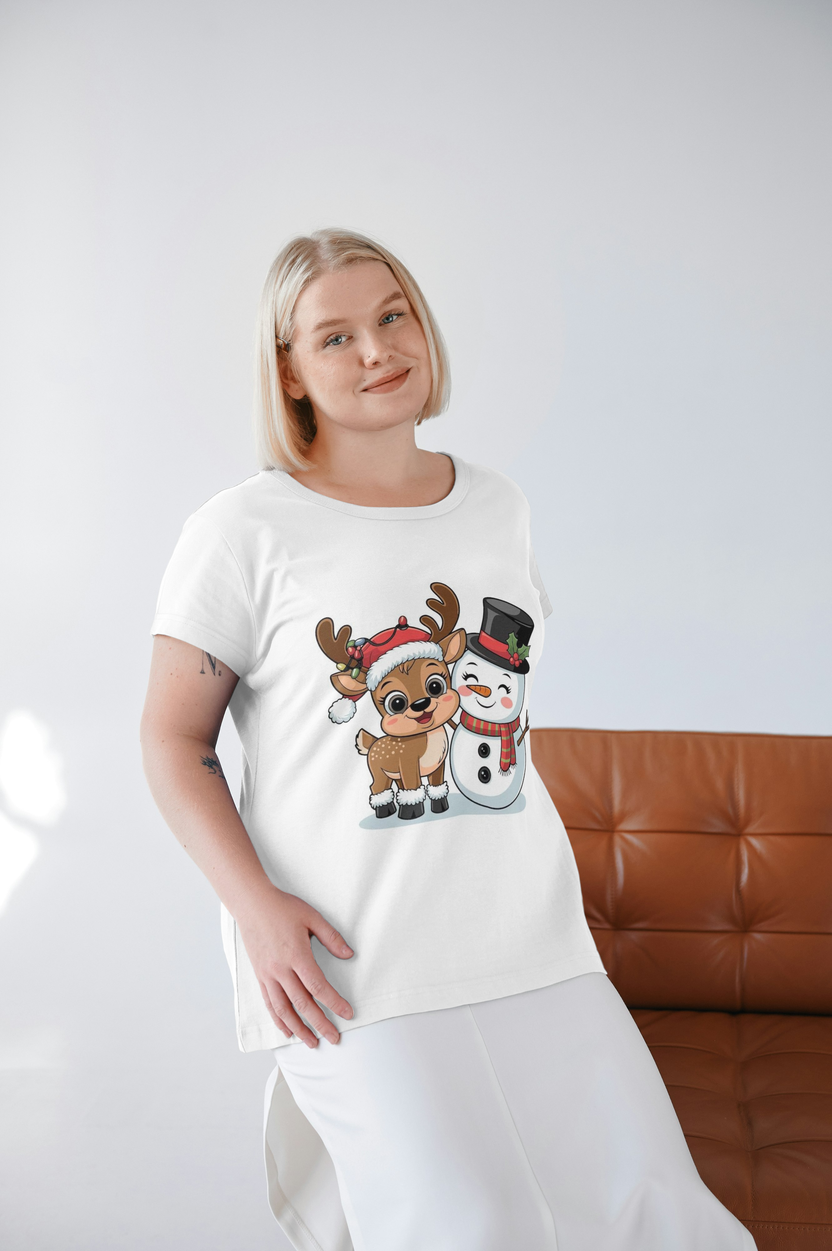 Camiseta navideña de reno y muñeco de nieve