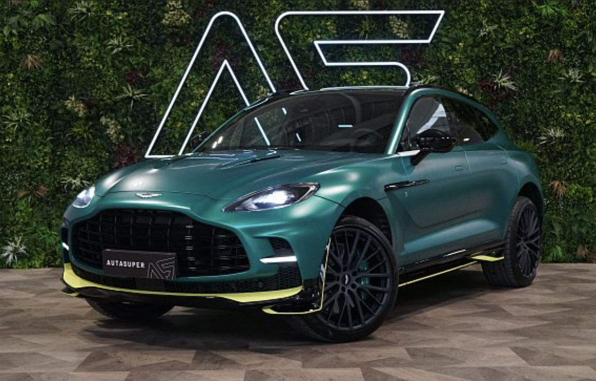 Aston Martin DBX
