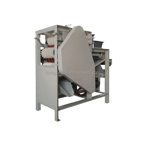 La machine à éplucher les amandes آلة تقشير اللوز