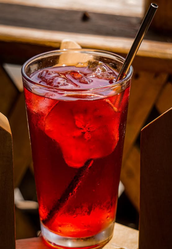 Infusión Jamaica, manzana y canela