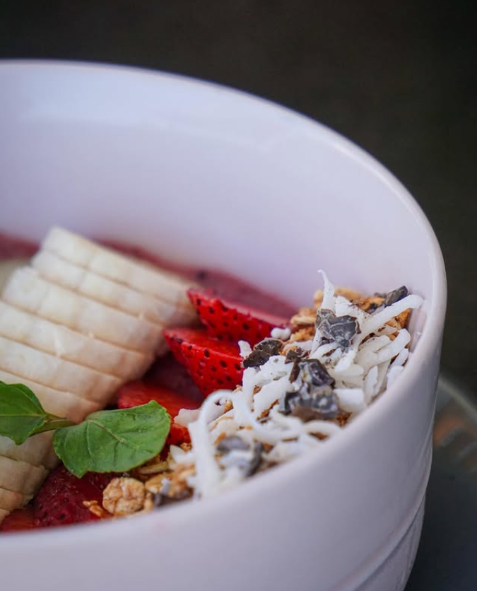 BOWL DE FRUTOS Y TARO