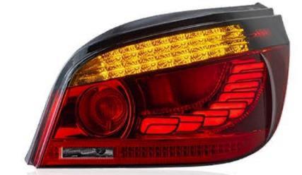 فانوس خلفي للسيارة 