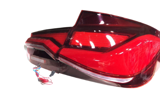 فانوس خلفي سيارة