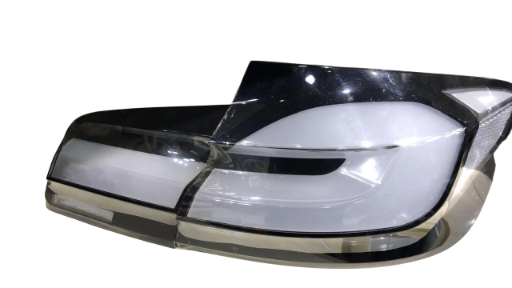 فانوس خلفي سيارة