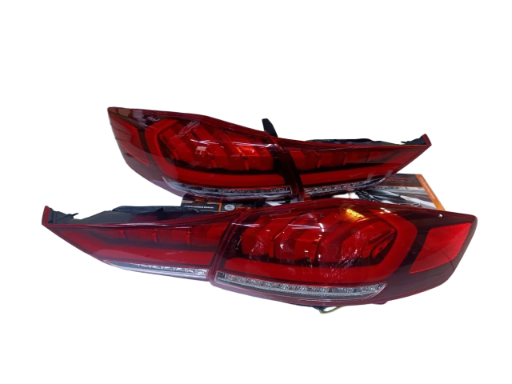 فوانيس خلفية سيارة