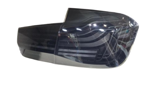 فانوس خلفي سيارة