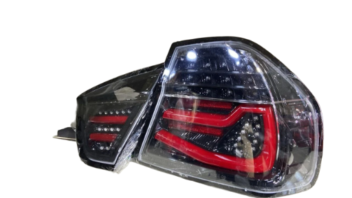 فوانيس خلفي للسيارة