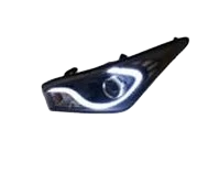 فانوس سيارة أمامي