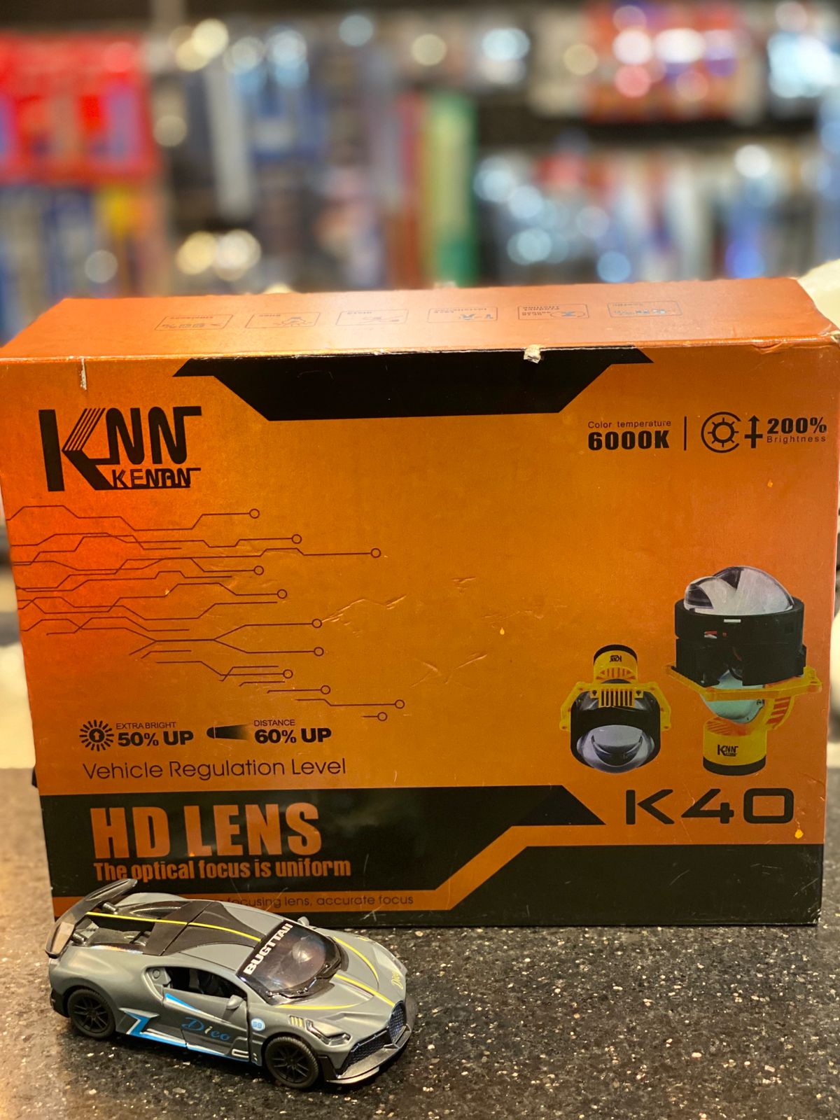 عدسة إضاءة كين K40