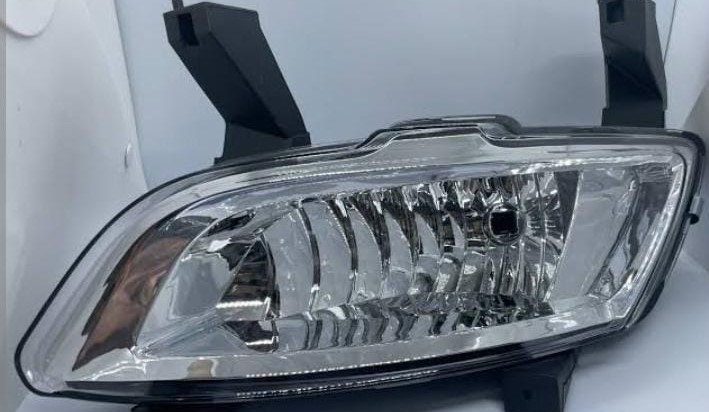 فانوس أمامي سيارة