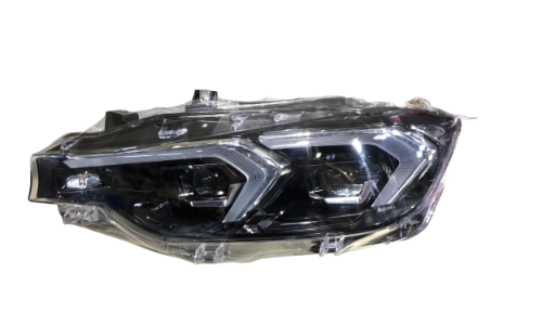 فانوس أمامي سيارة