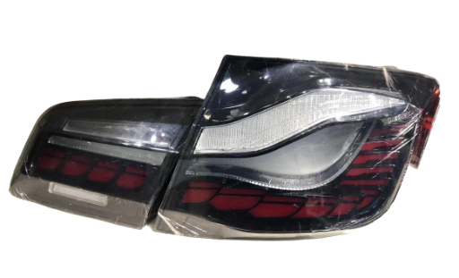 فانوس خلفي سيارة