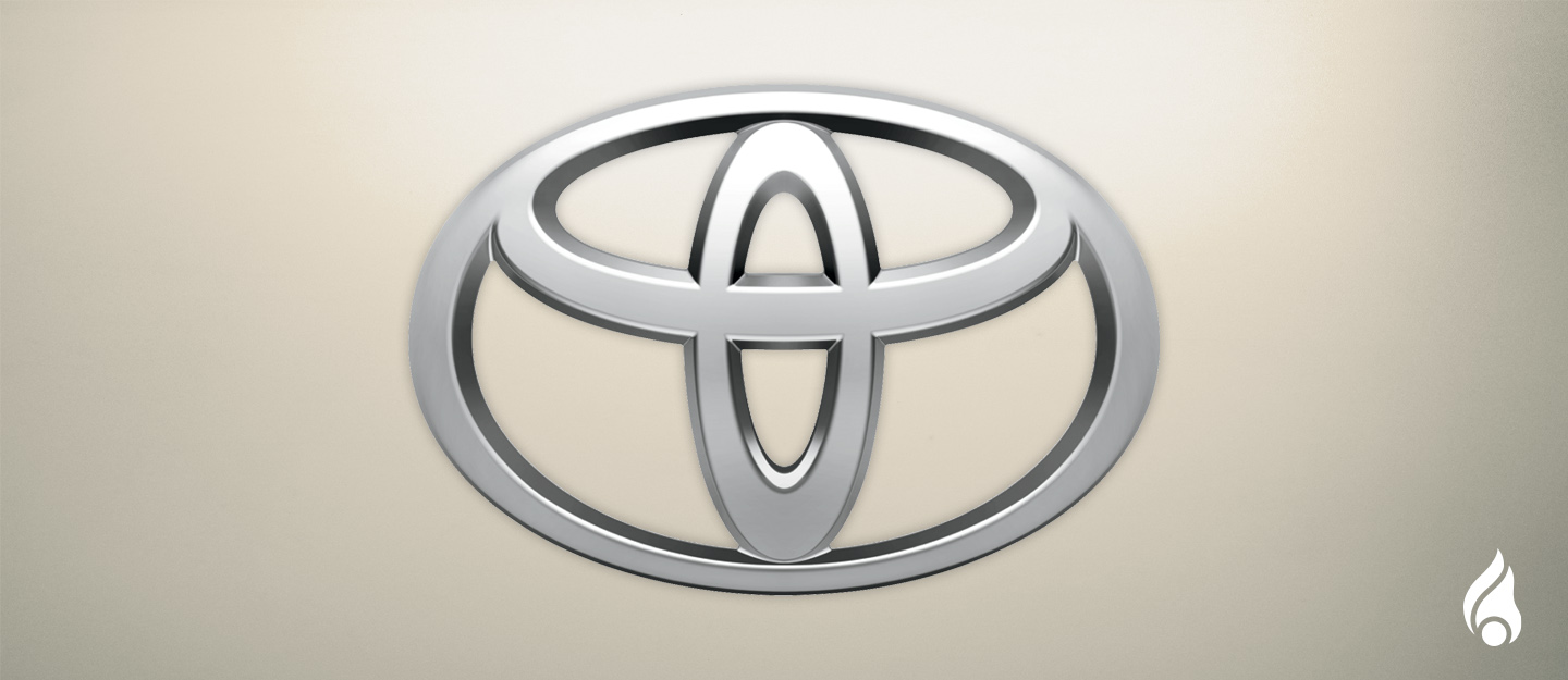 شعار تويوتا معدني