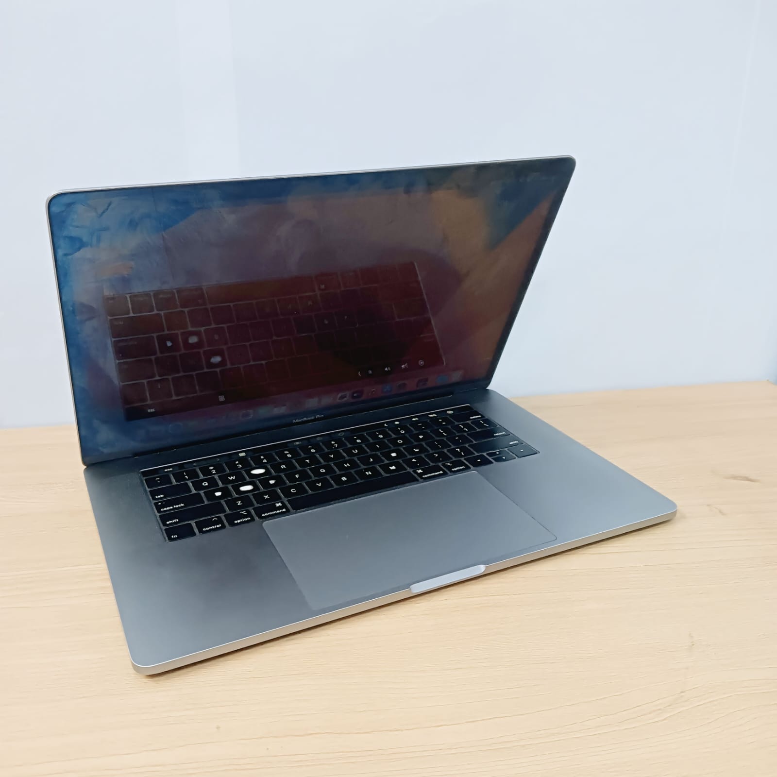 Macbook pro (15,4-inch,2018, two Thunderbolt 3 prots)