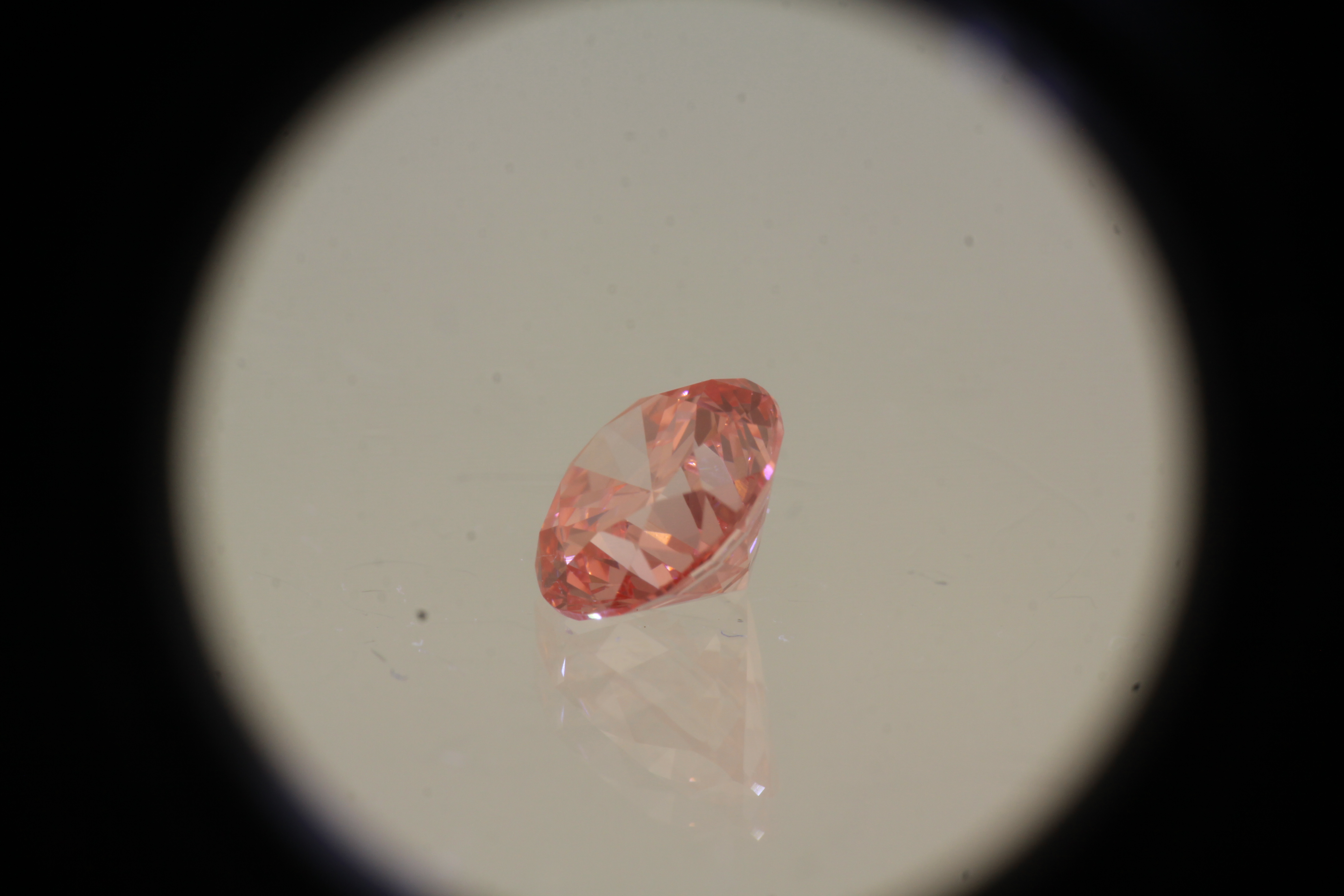 Labaratorinis briliantas Intense Pink, VS2