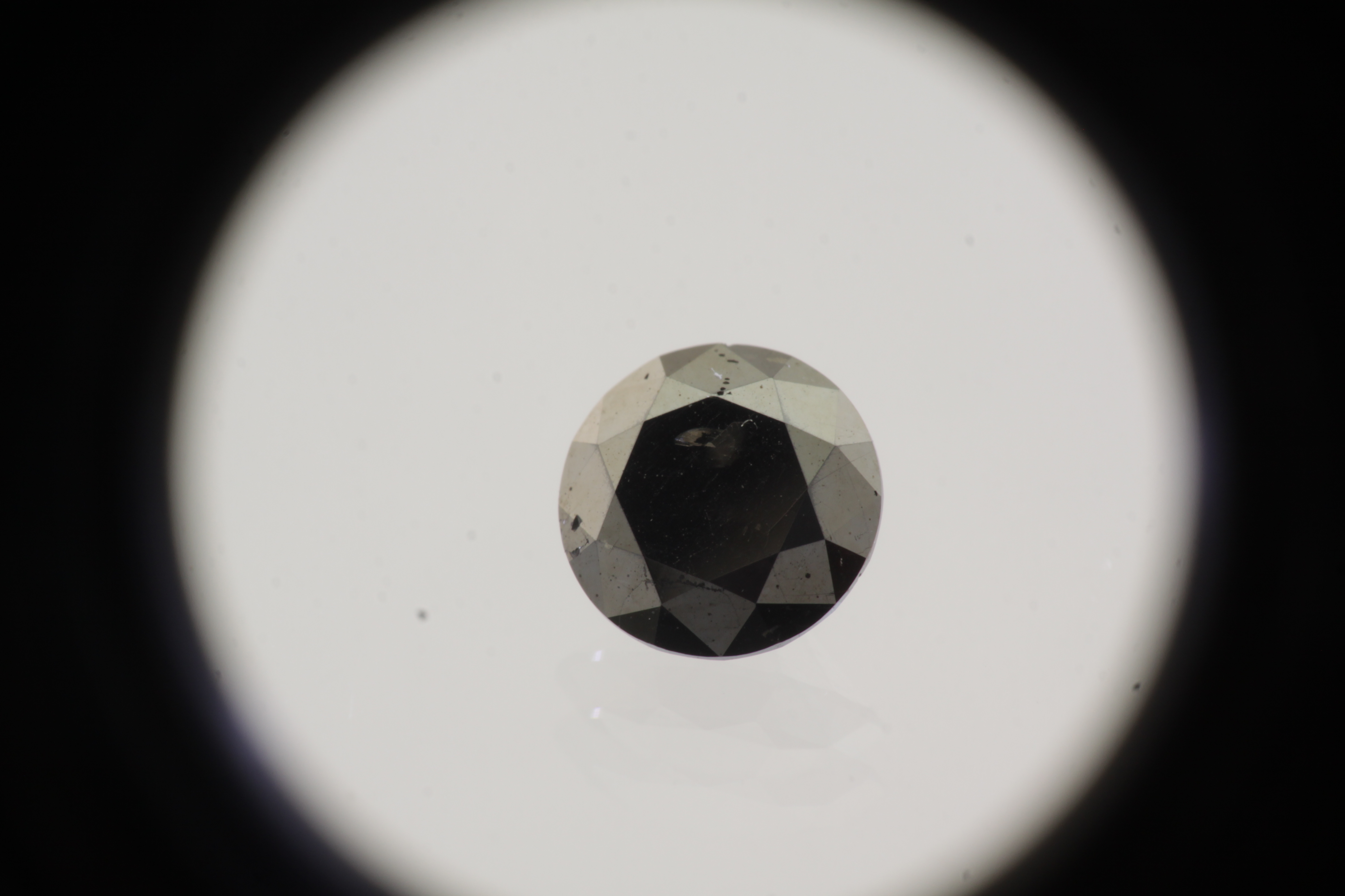 Labaratorinis briliantas Black, Grown