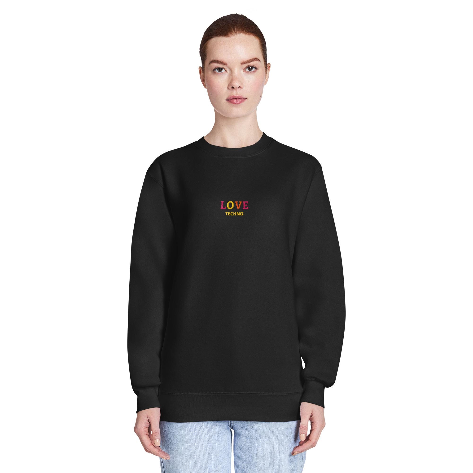 Sudadera de Lana para Mujer “Love Techno” – Estilo Minimal & Cálido 