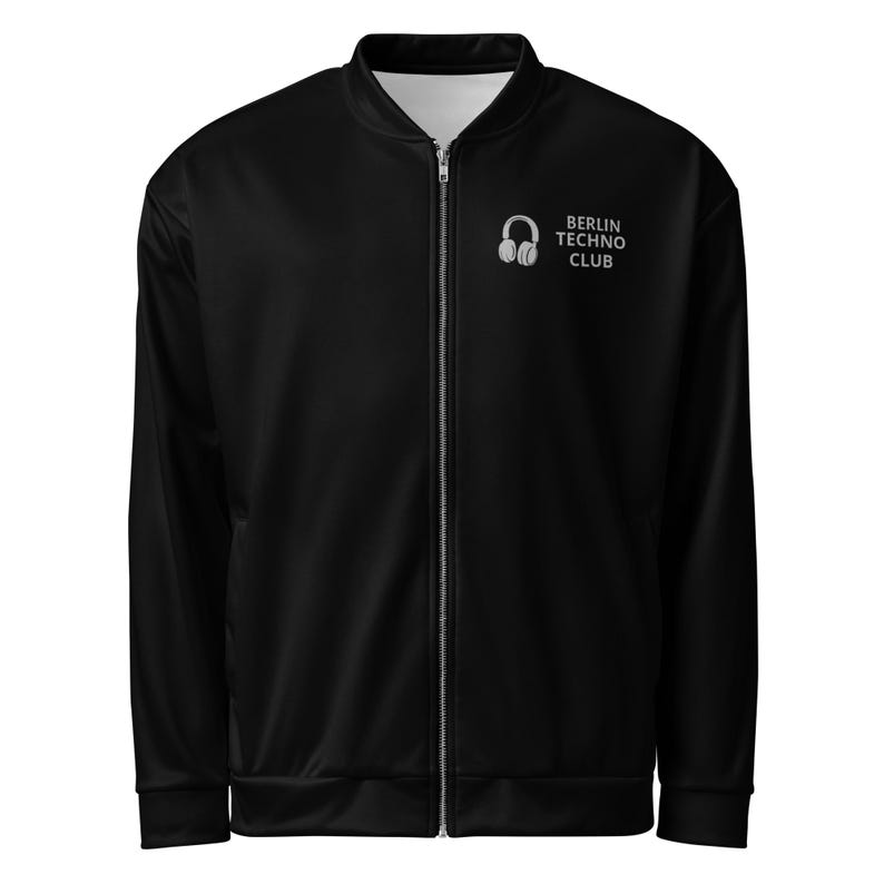 Chaqueta bomber unisex “Berlin Techno Club” | Estilo minimalista urbano | Moda electrónica