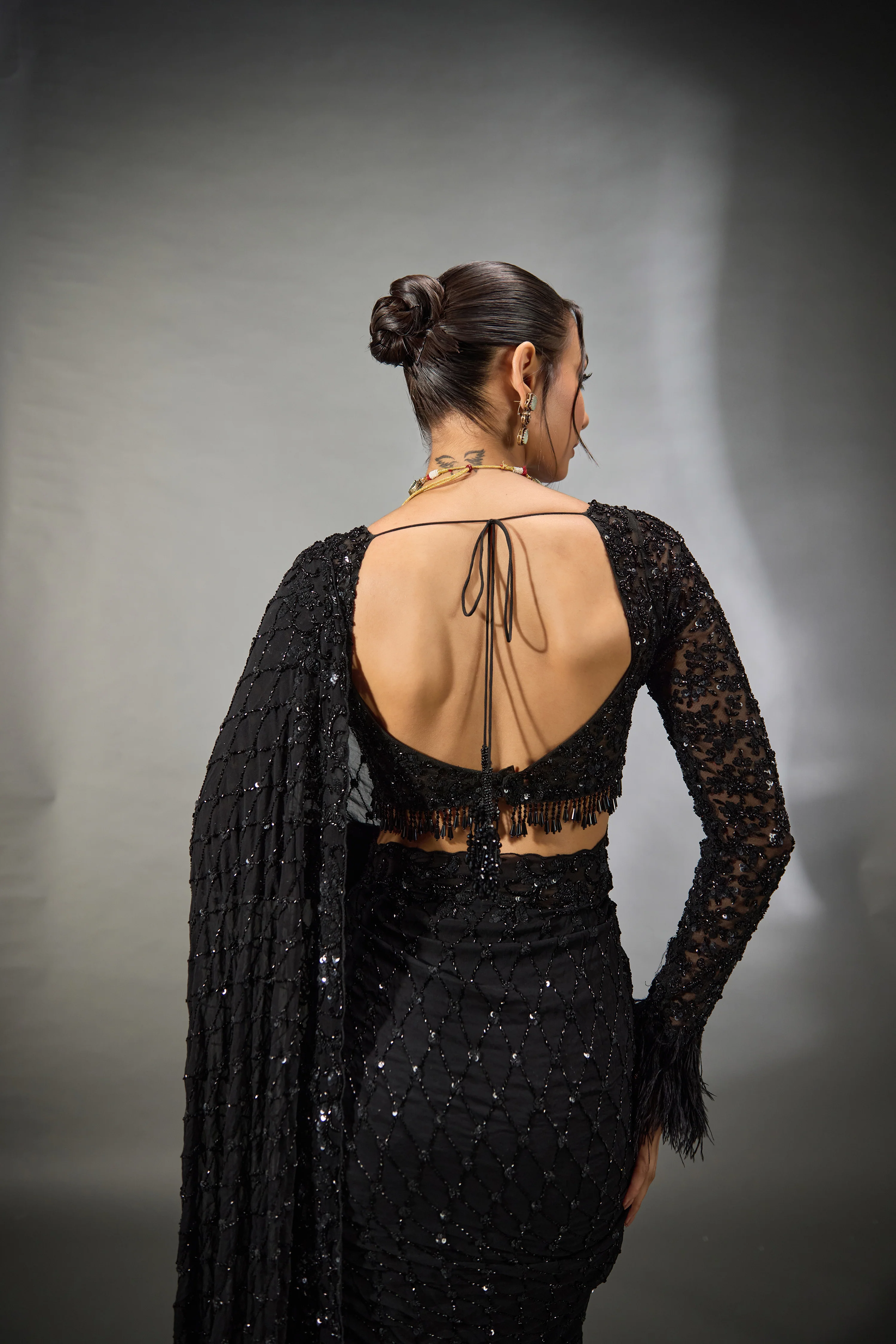 Lavish Raatraani Saree Ensemble