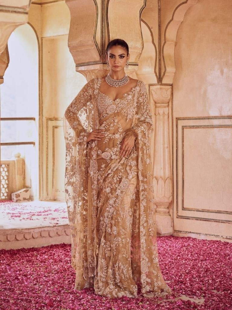 Sunehri swarna saree