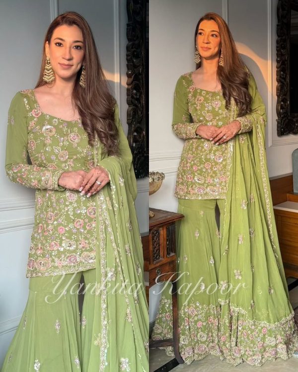 Anaar Ful sharara set