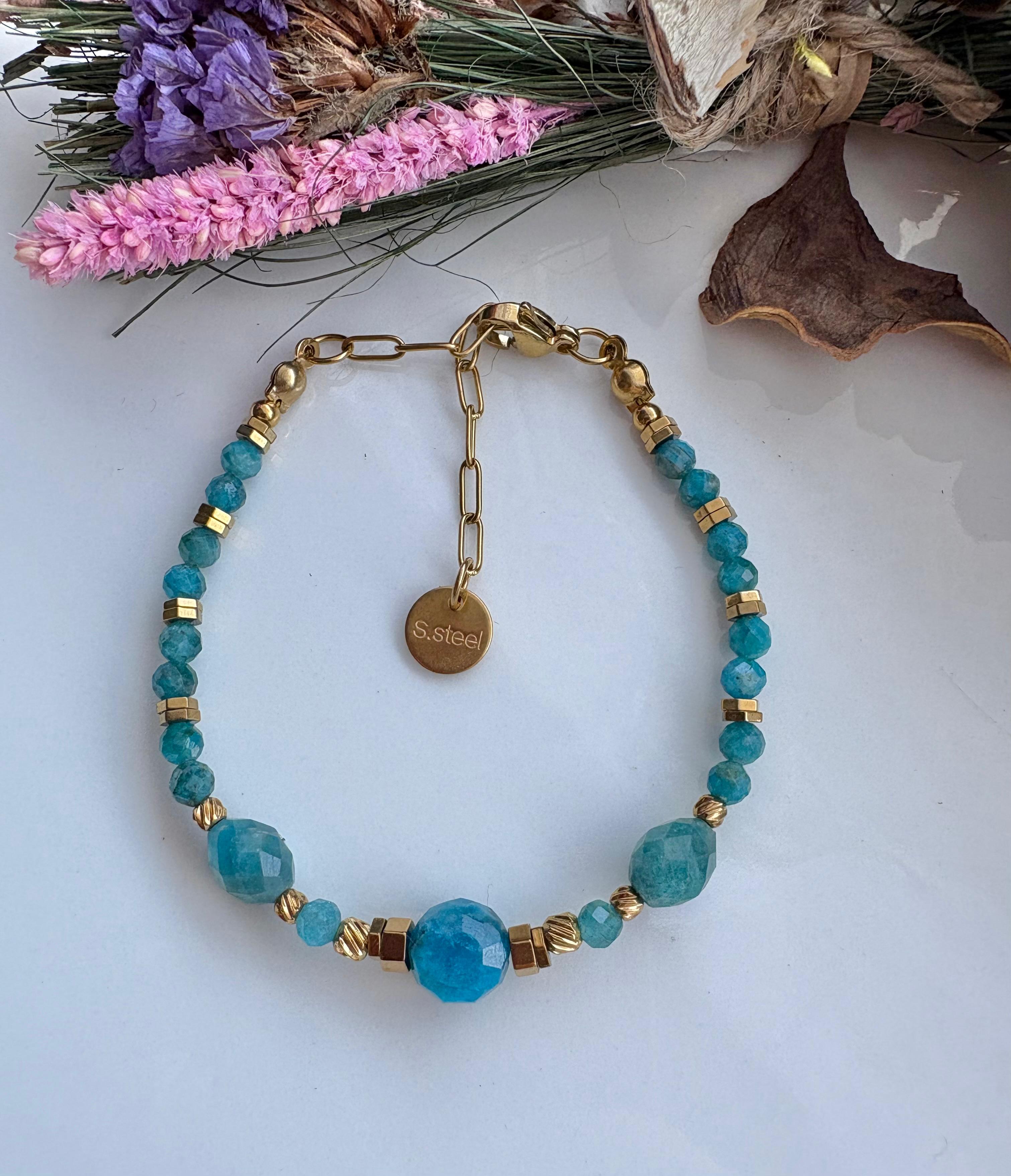 Bransoletka z niebieskimi kamieniami - Ulijanka