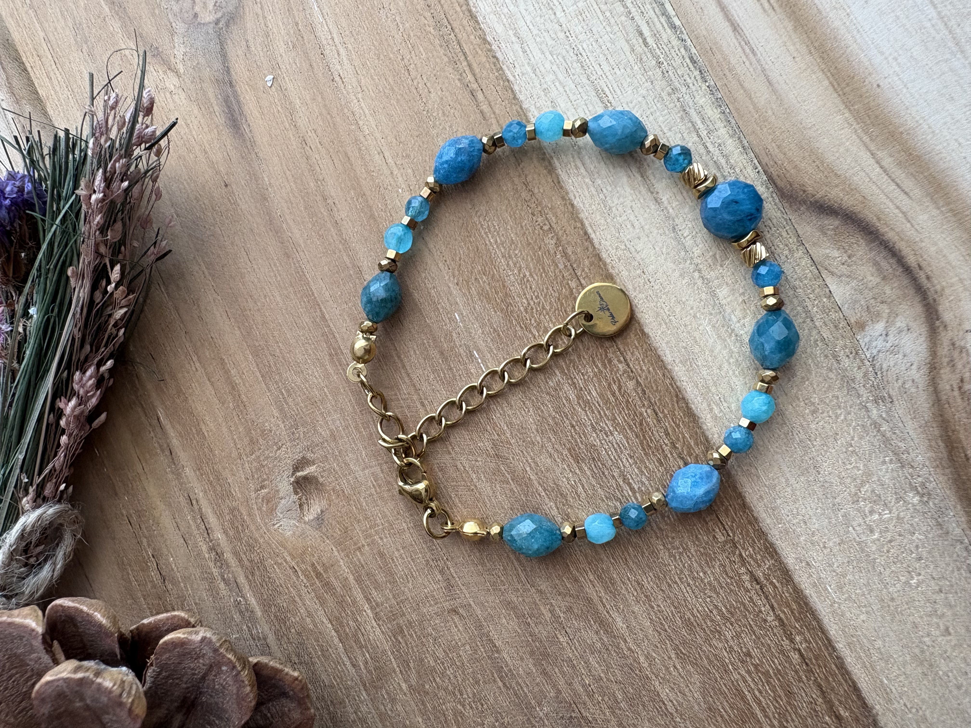 Bransoletka Premium/ apatyt/hematyt złocony