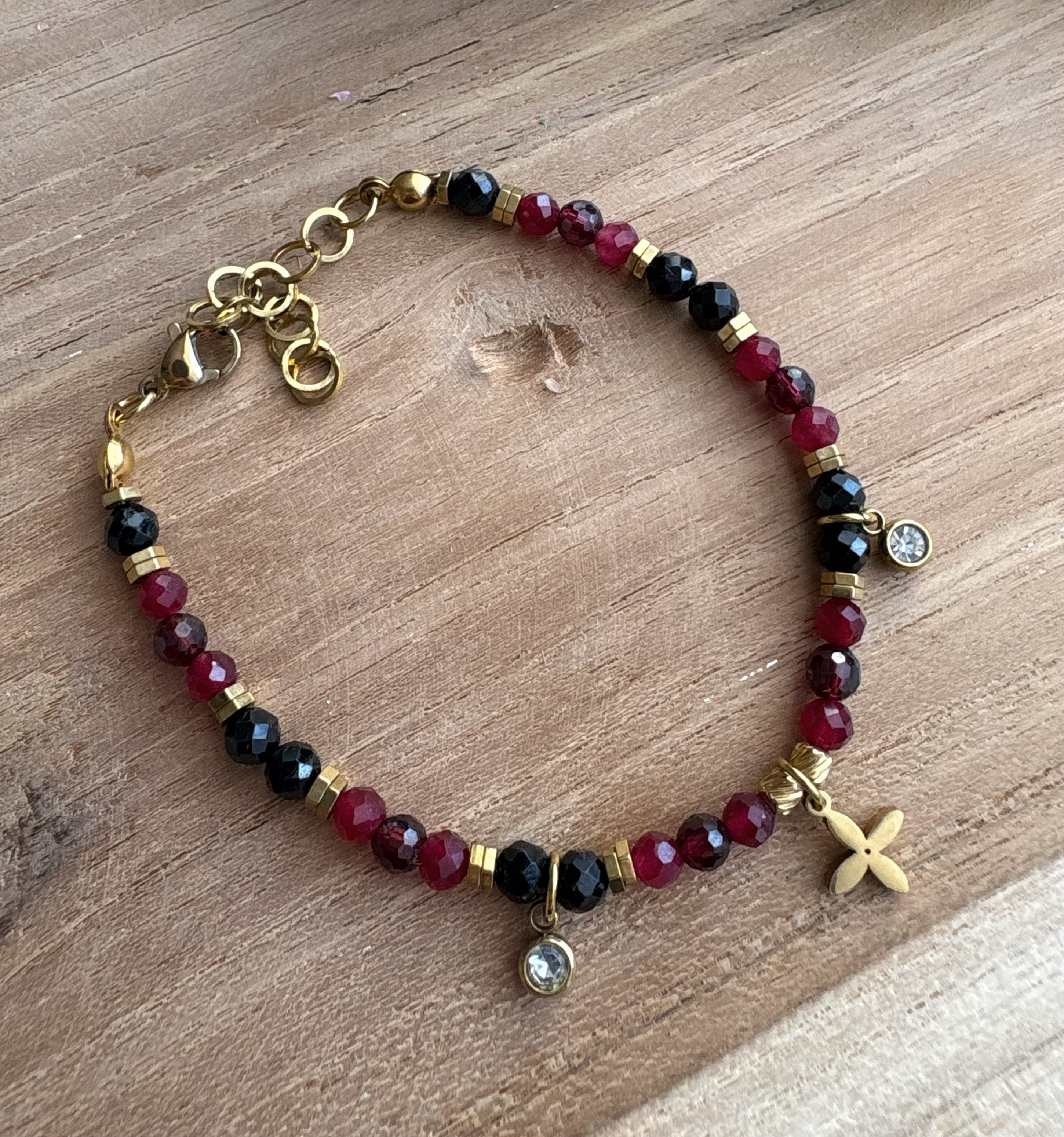 Bransoletka Ruby night/ czarny turmalin/ granat/ chalcedon czerwony/ hematyt 