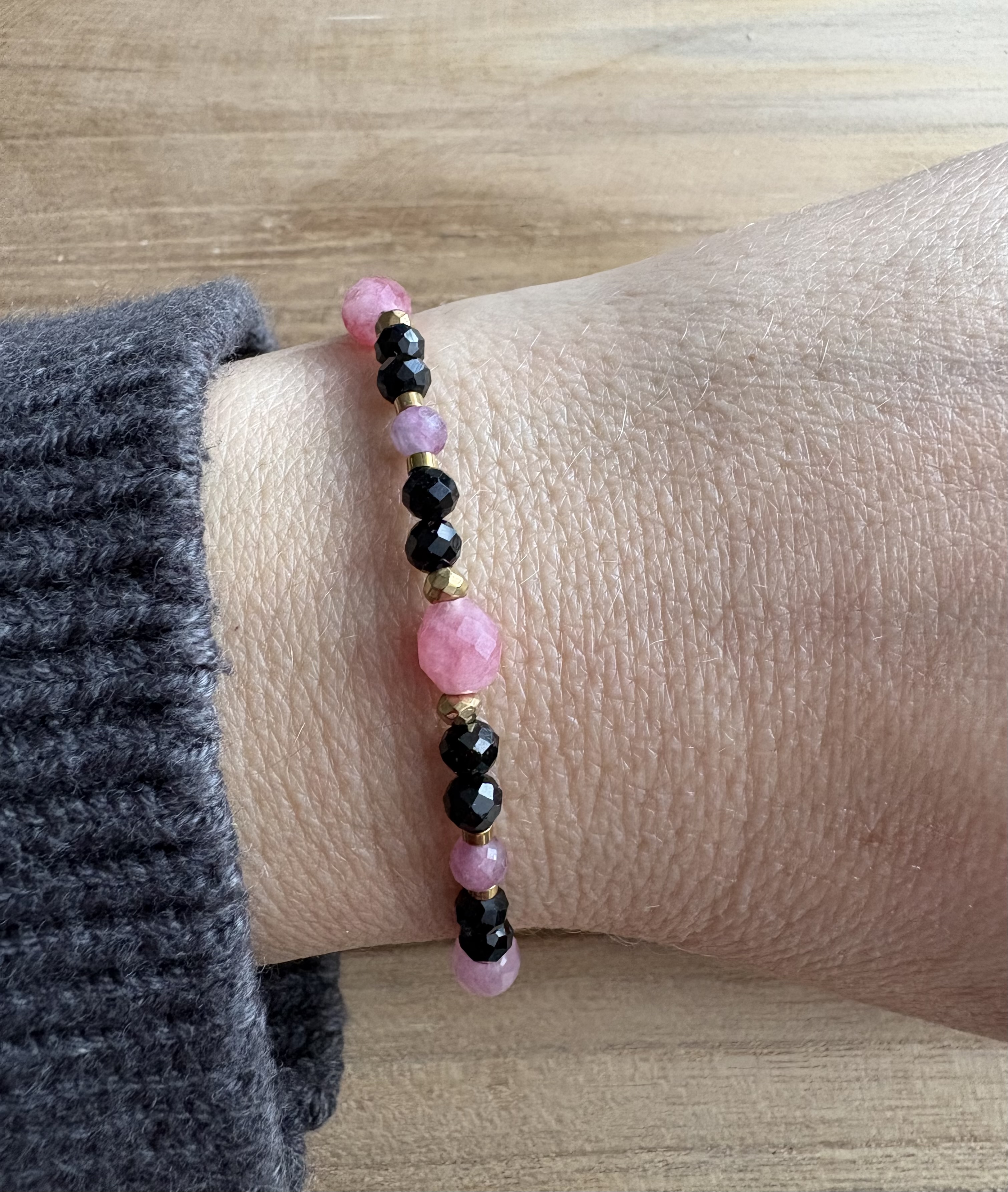 Bransoletka Dark Rosie/turmalin czarny/różowy/hematyt