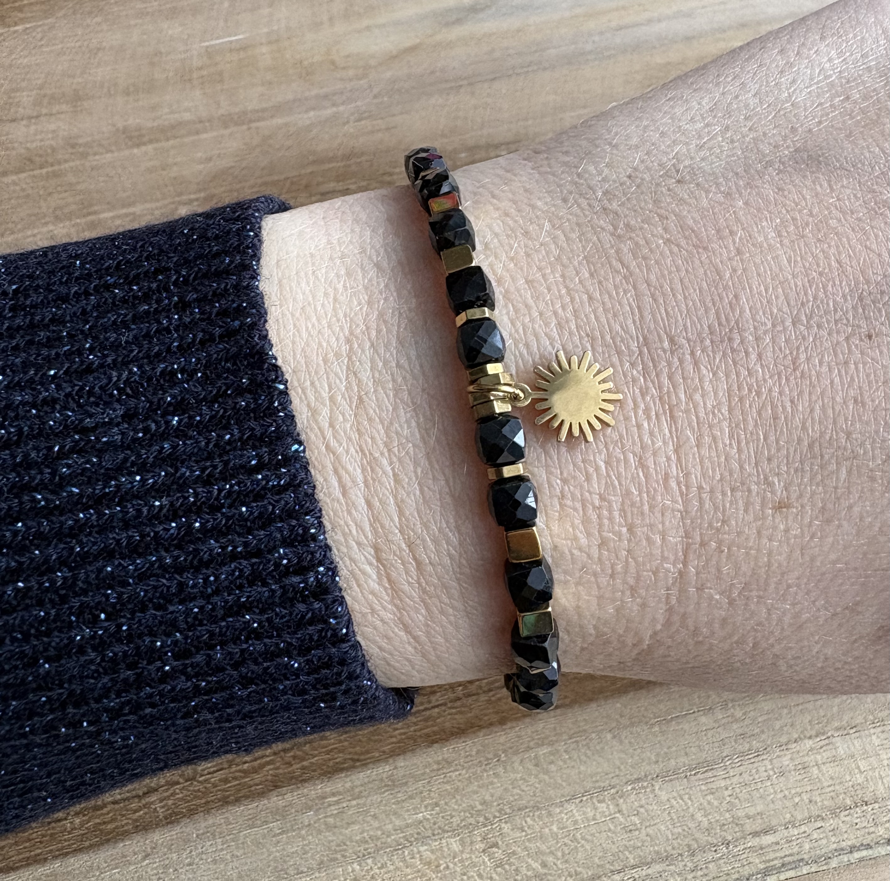 Bransoletka Black & gold Cube /czarny turmalin 