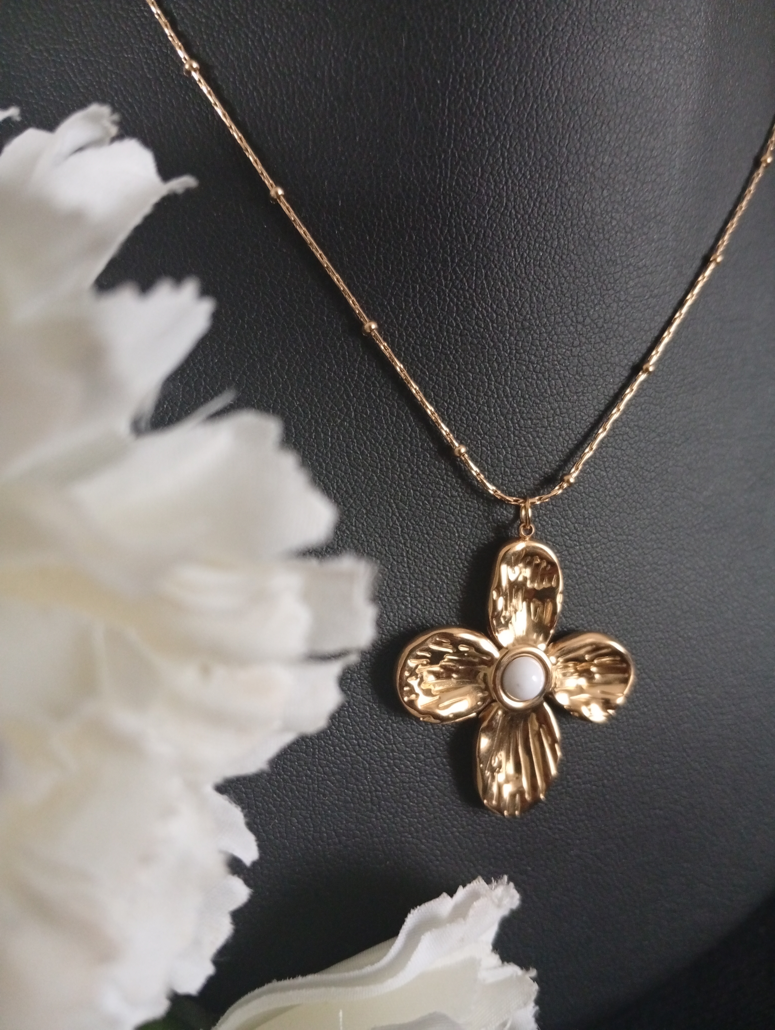 Collier Mathilde fleurie