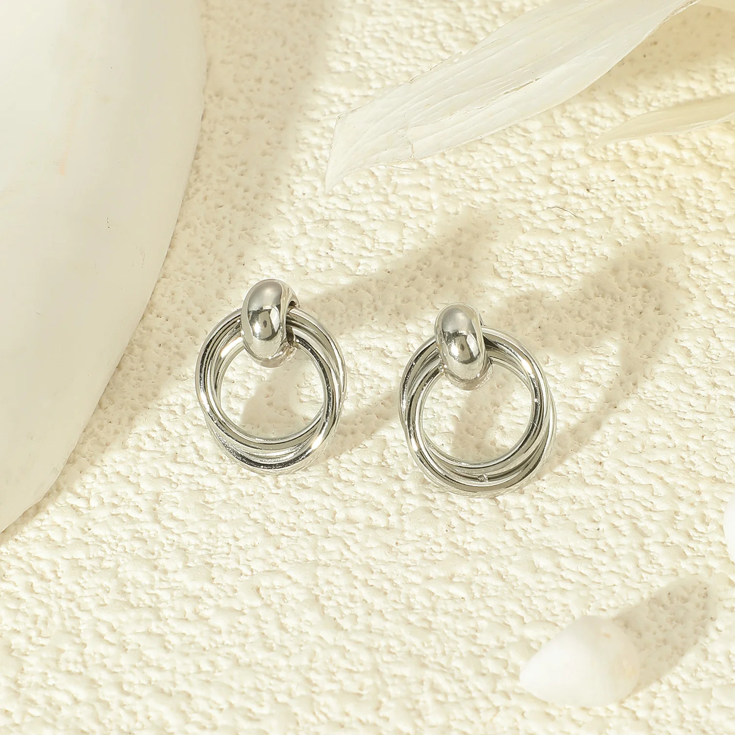 Puce d'oreilles Charlotte