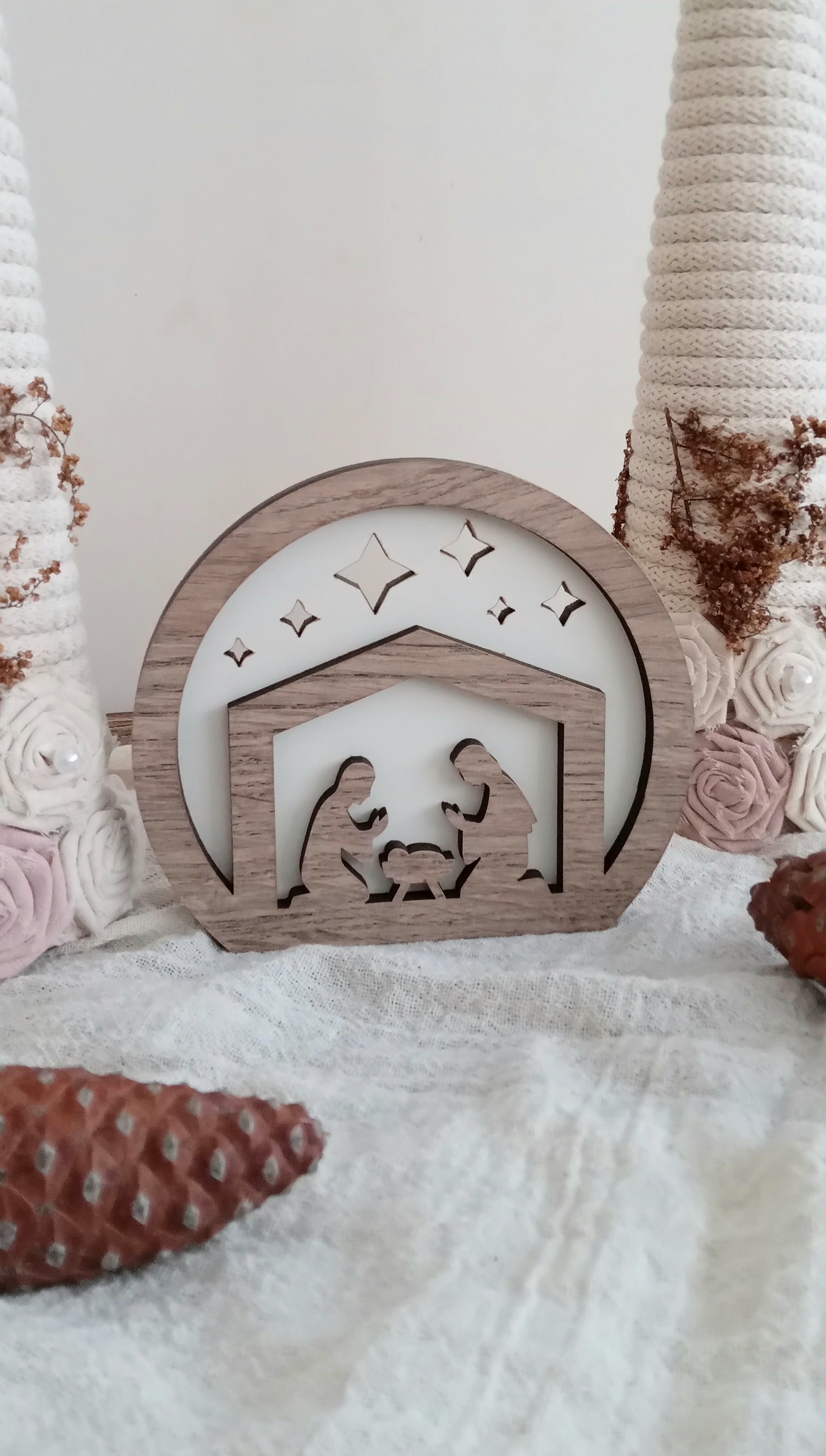 Pesebre Belén – Modelo Nazaret en Melamina Gaudi y Blanco