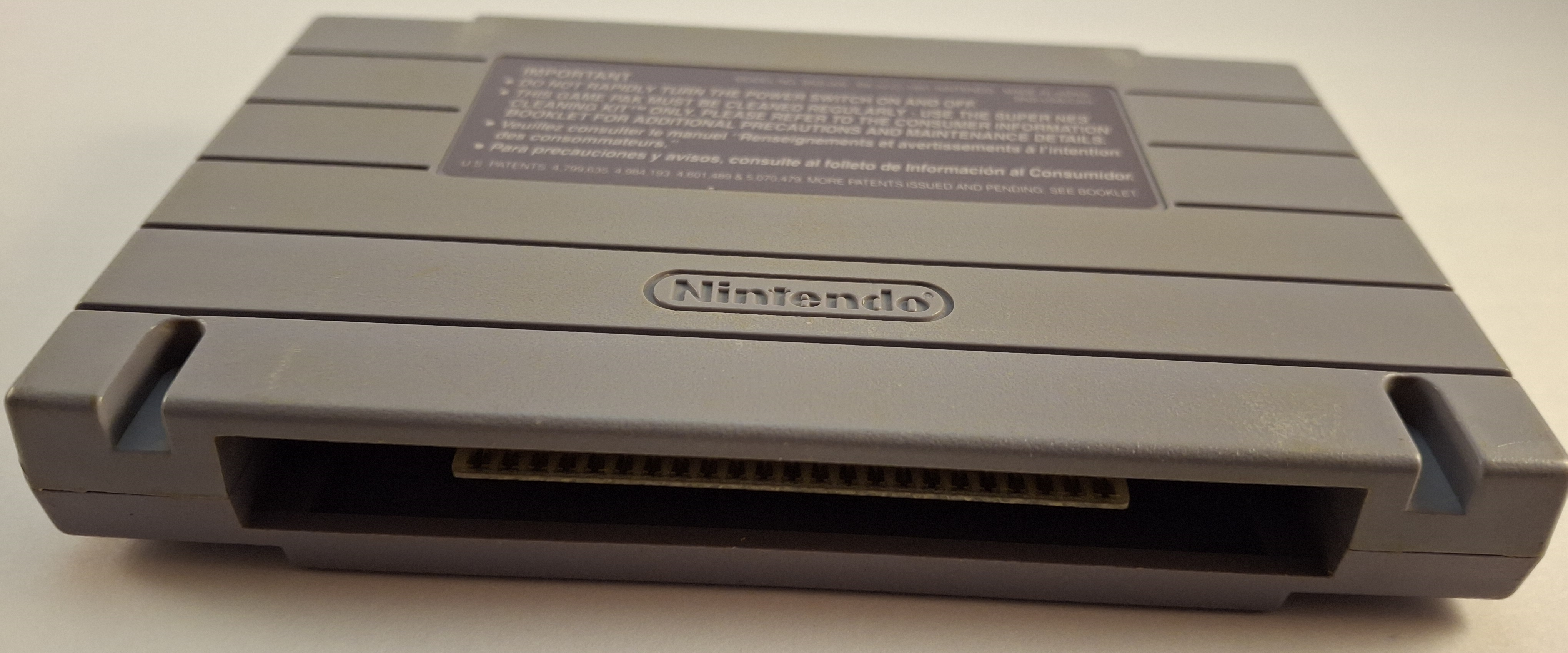 The Legend of Zelda: A Link to the Past SNES Cartridge