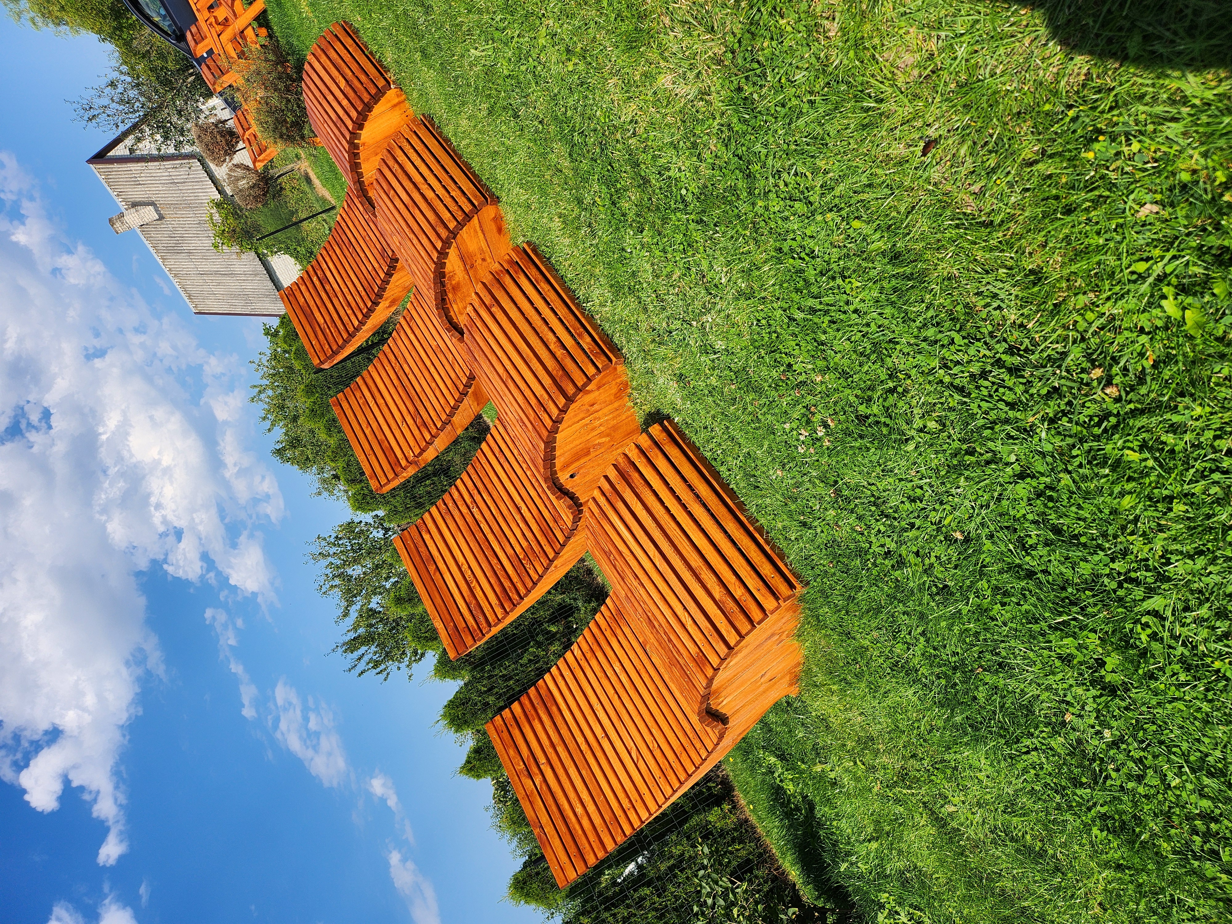 Unikalaus dizaino Gultai