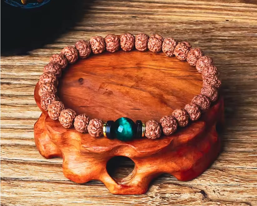 Malas con cuentas de meditación Rudraksha