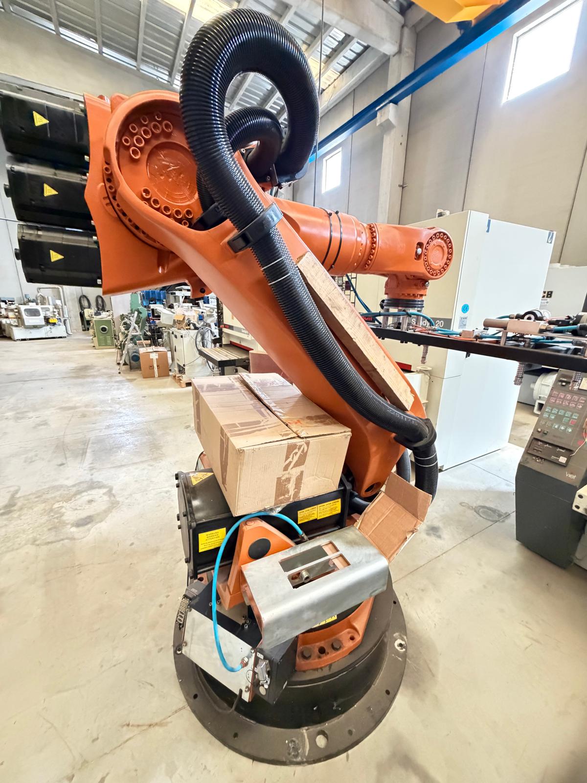 KUKA KR 150-2 2000