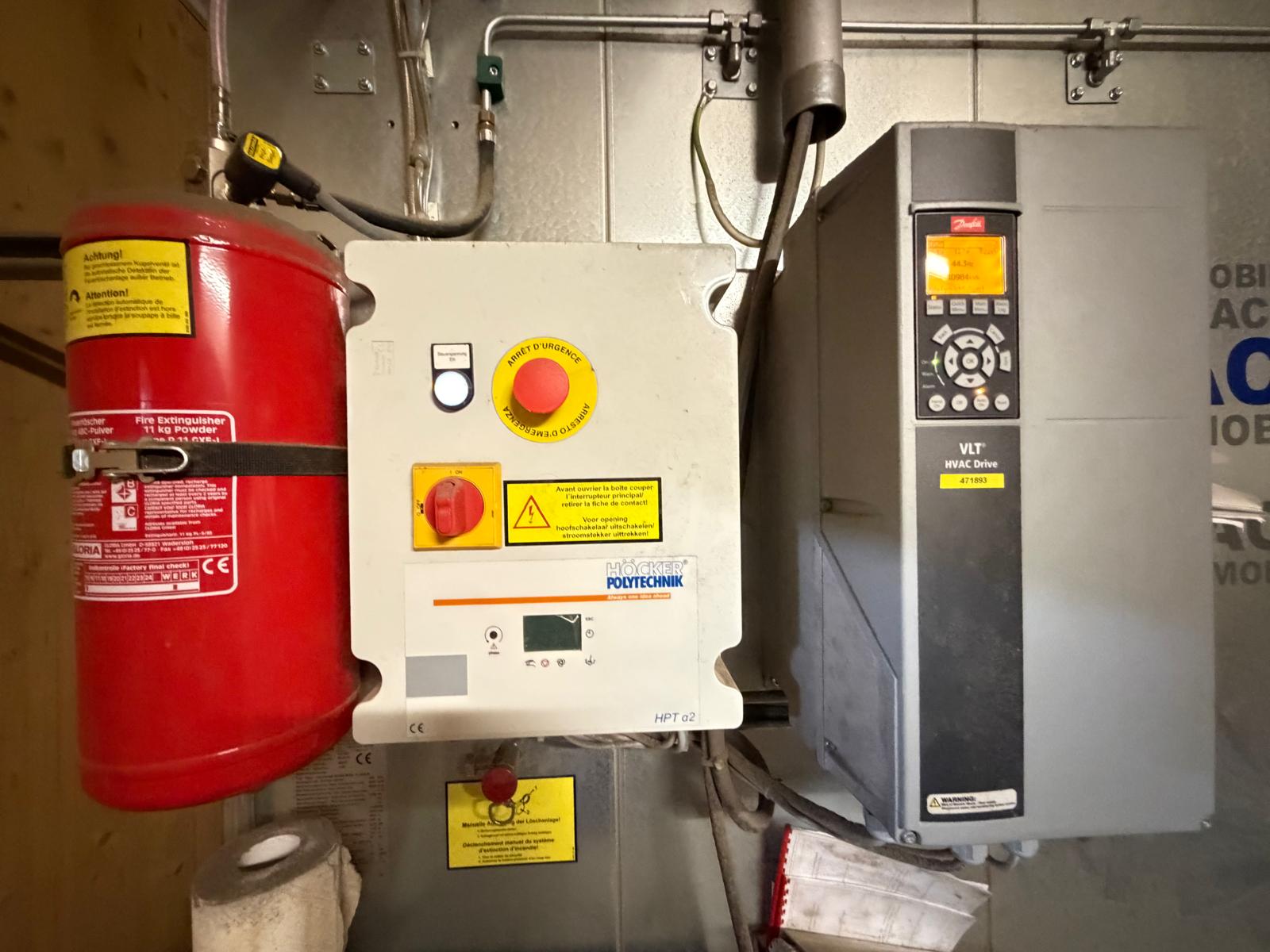 HÖCKER POLYTECHNIK VACUMOBIL 350-R/CS