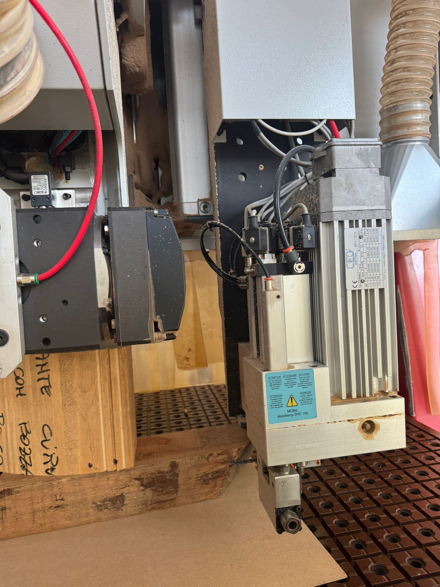 COSMEC Conquest 515 5 A